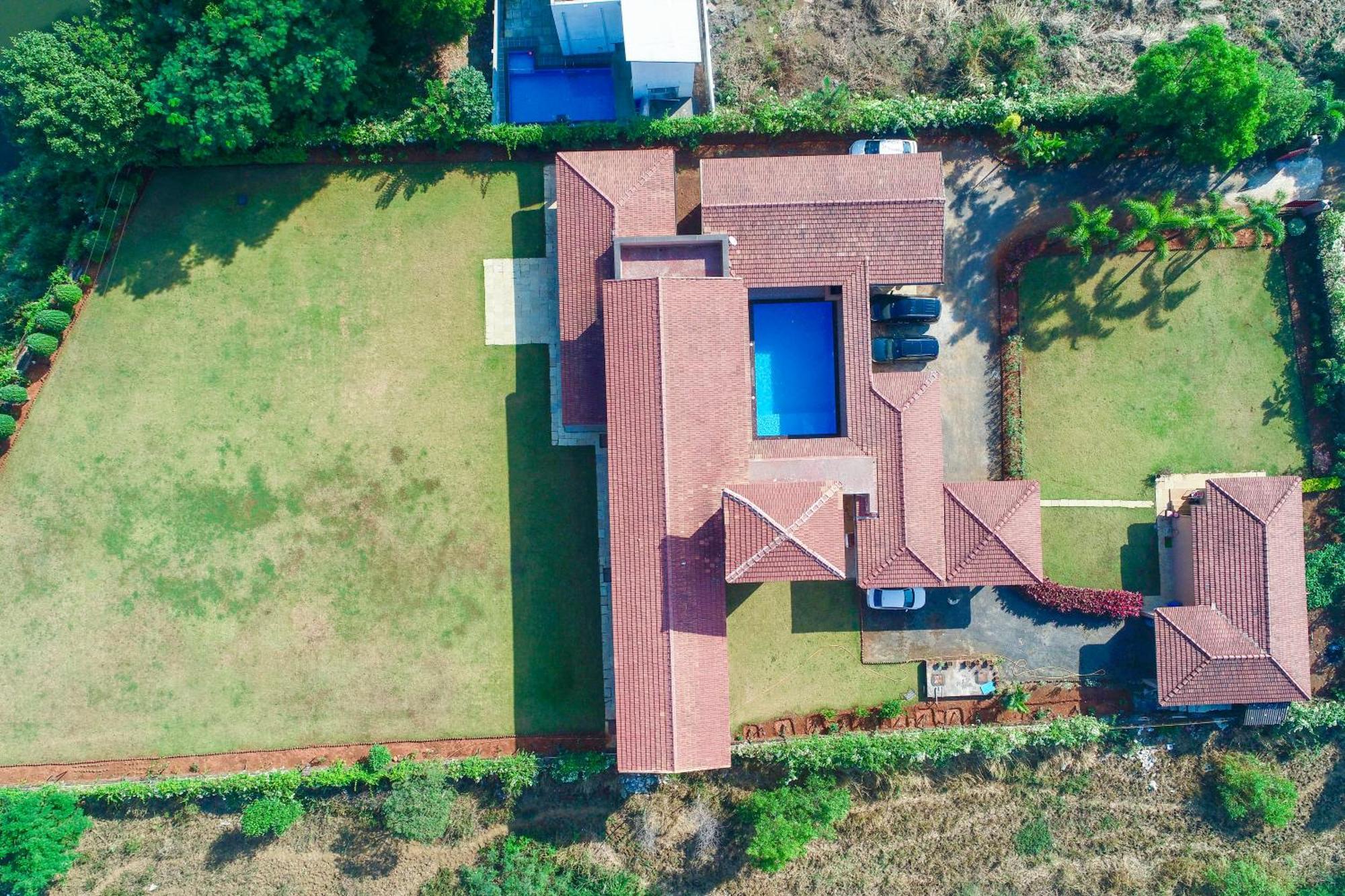 White Stallion Villa Lonavala Exteriör bild